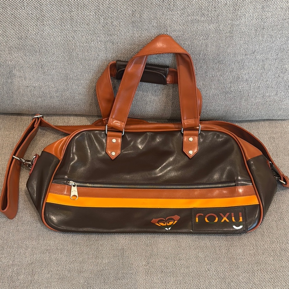 Roxy Retro Brown and Orange Duffel Bag with Sporty Flair